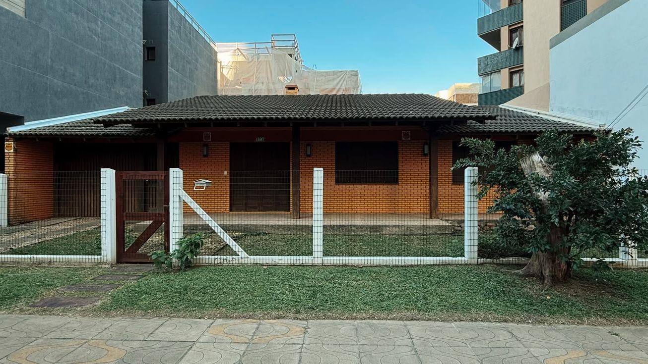 Casa Amarela - Silva Jardim