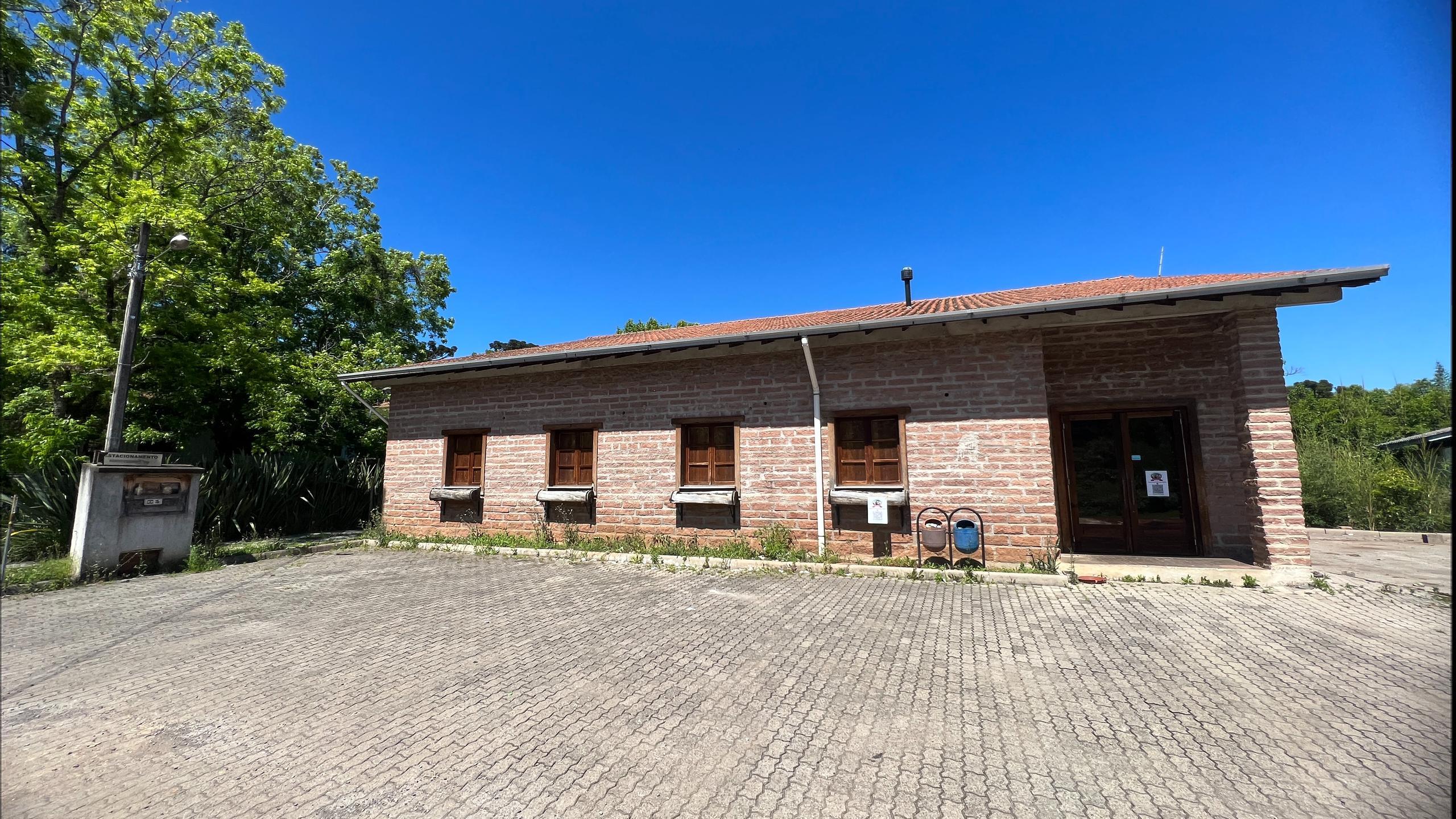 LOCAÇÃO - (SALA - Vale Dos Vinhedos)